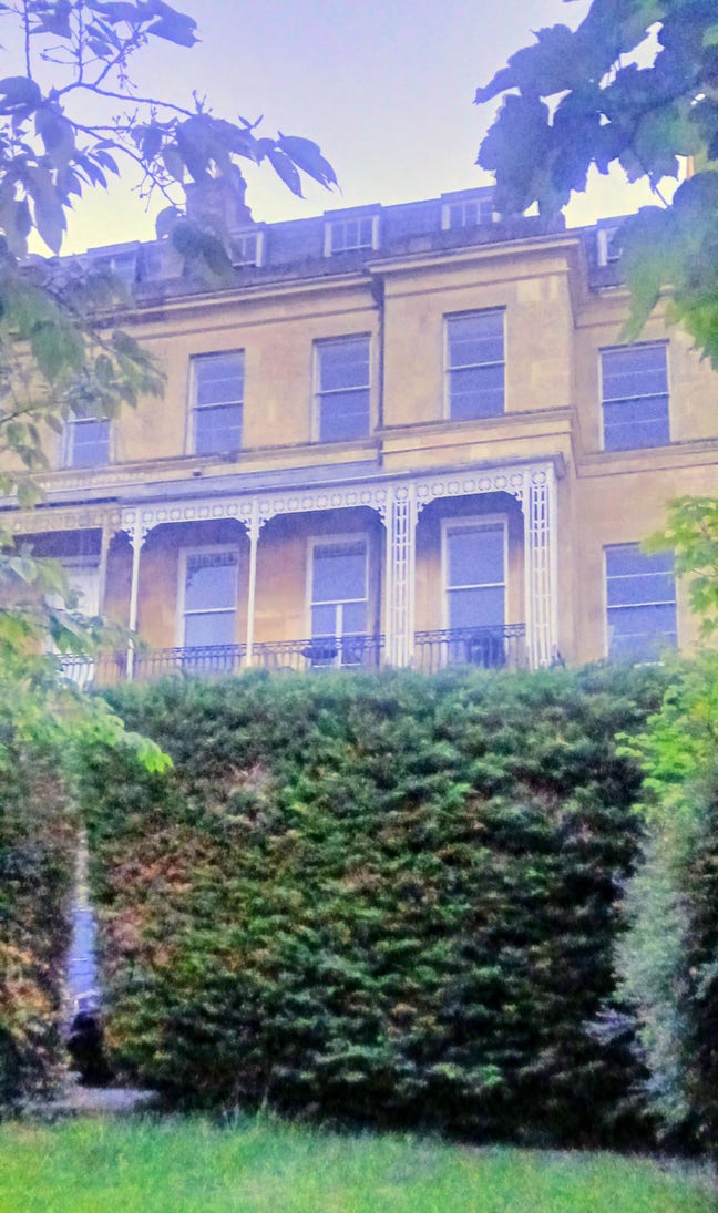 Top floor regency flat large double  Main Photo