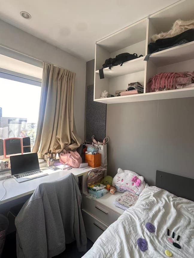 Fantastic En-suite in 💖Stratford 💖 Main Photo