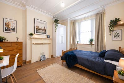 Large Double Room in Amazing House in Balham Main Photo