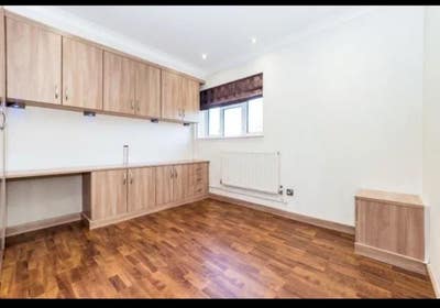 A big room available to rent in Dagenham, RM10 Main Photo