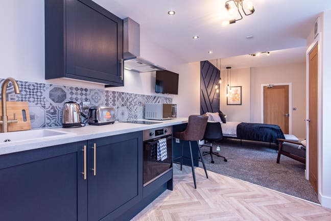 🌟Couples Welcome/Studio Rooms in NG9! 🌟 Main Photo
