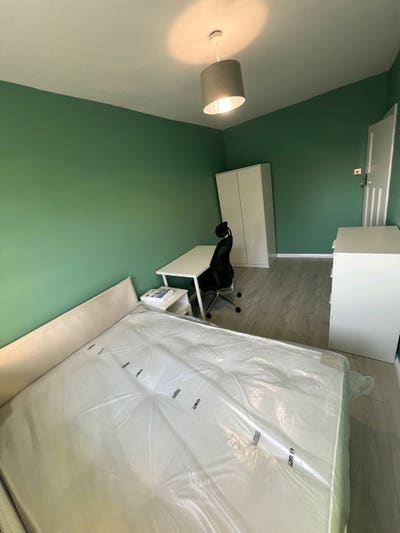 Amazing DoubleRoom close to Kingston Hospital Main Photo