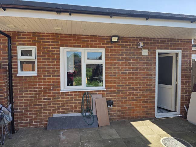 Spacious Studio flat 🏡 Main Photo