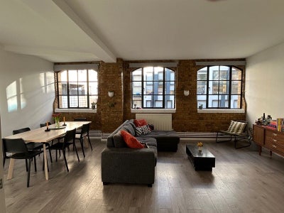 Dalston - Double Room w Ensuite Main Photo