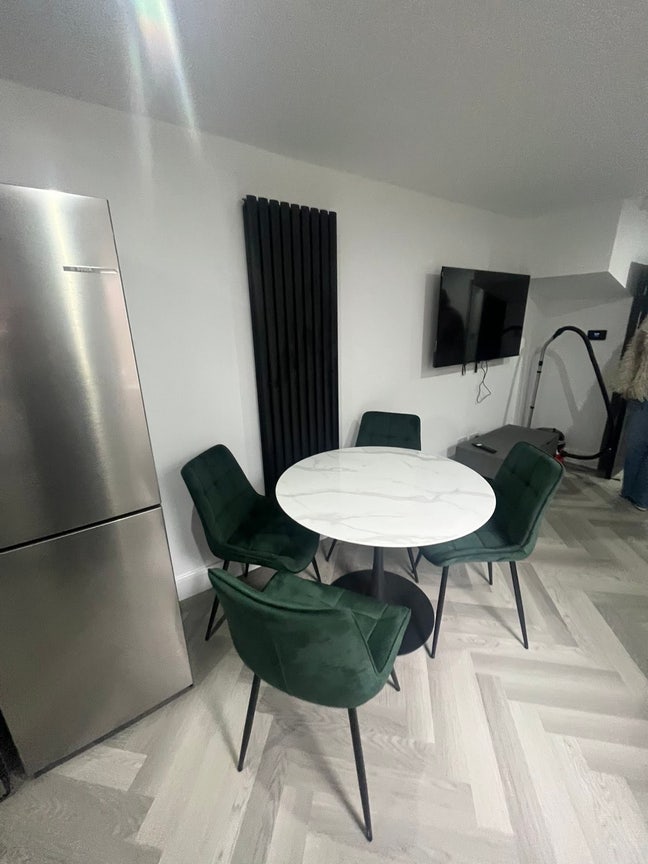 Student Room Available  Main Photo