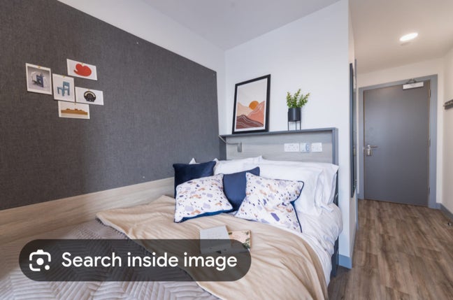 Bronze Ensuite Room- Onyx Birmingham, Lancaster st Main Photo