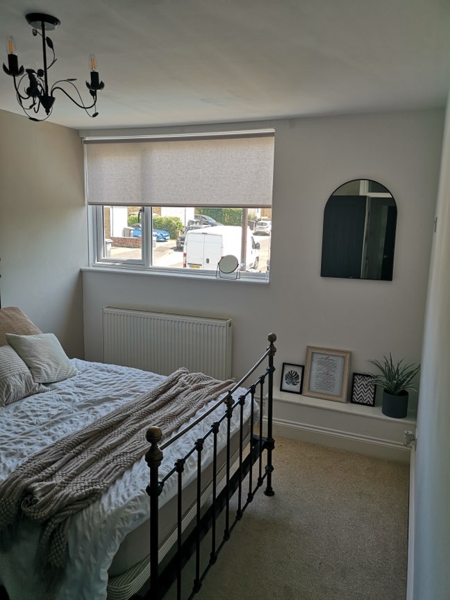 Lovely double room in Cowplain Main Photo