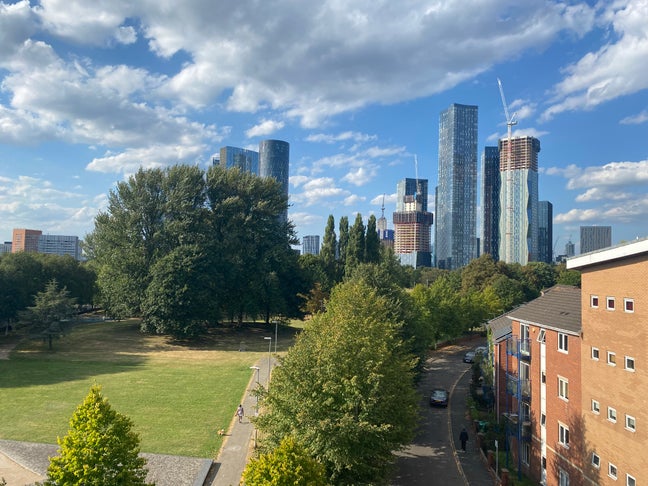 Short term let available  Main Photo