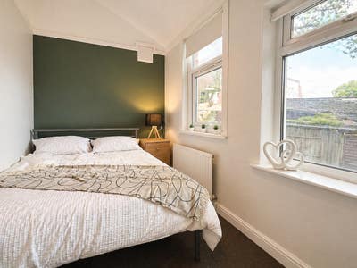 🔥 Must-See! Brand New Refurb in Headingley!🔥  Main Photo