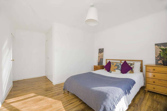 🔔 Large Double in Very Good Putney Location⚡ Main Photo