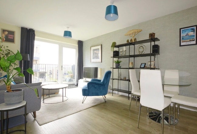 1 Bed Flat Available Monday to Friday  Main Photo