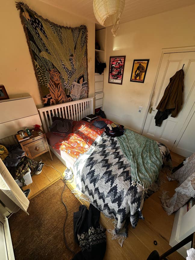 Cozy and bright patio room in leafy West Dulwich Main Photo