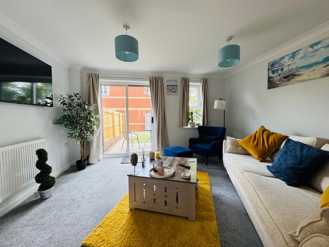 Spare Room Main Photo