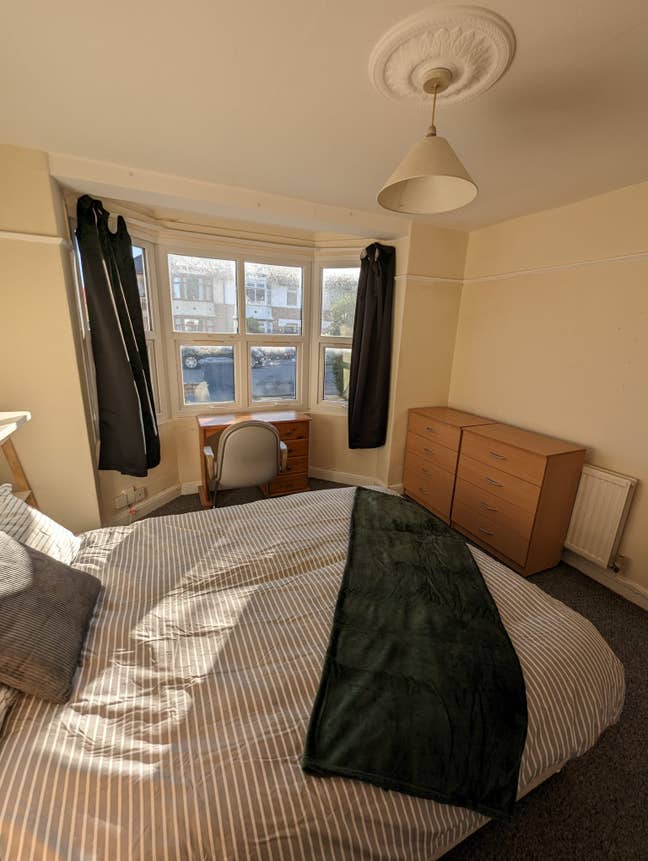 SHORT TERM room in the heart of Oxford, Cowley📍 Main Photo