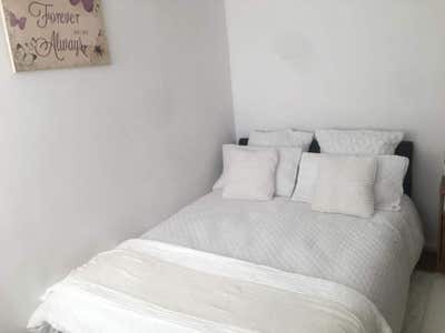 Double Room is available for rent -  CV3 5JN Main Photo