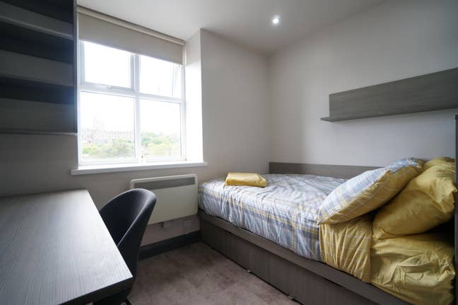 Student room from Varcity Main Photo