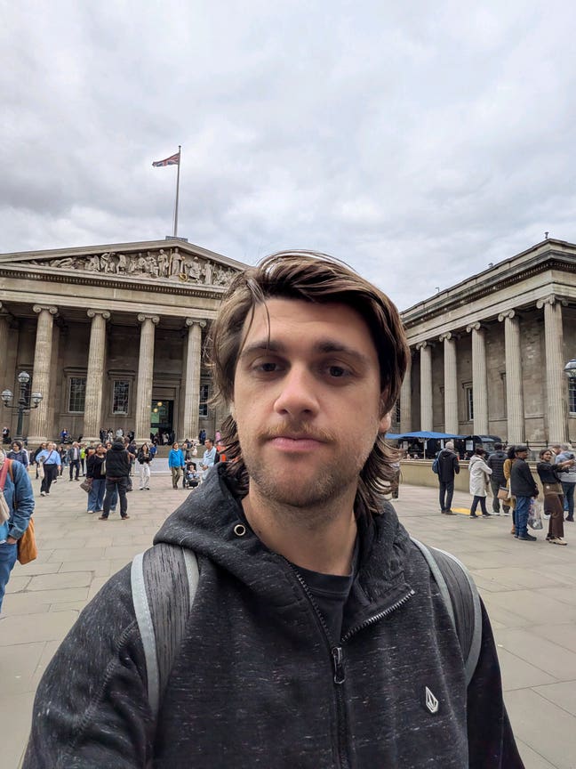 Need a room to live in Main Photo