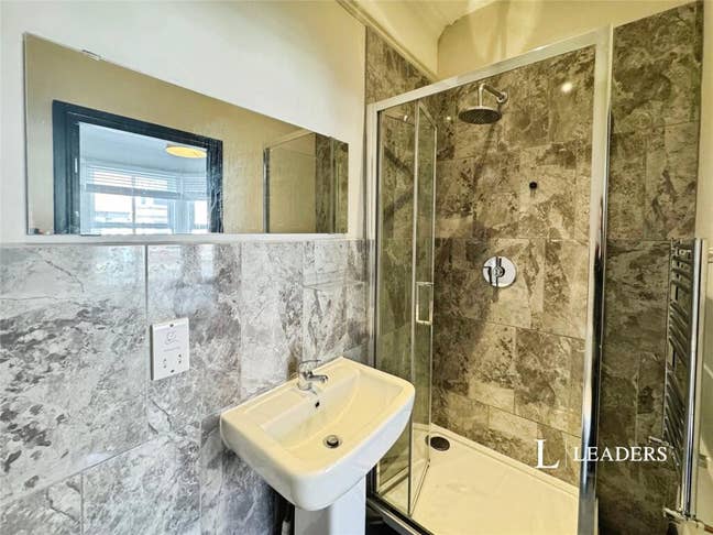 CW1 Stamford Avenue - Available Now Main Photo