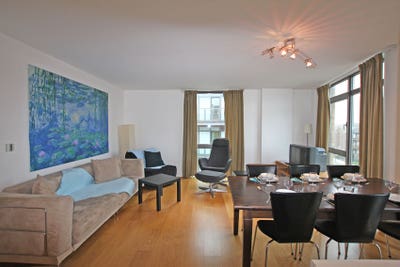 845 sq ft ***So Light and Bright***  2Bd 2Bth Main Photo