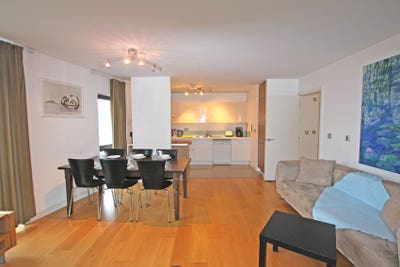 845 sq ft ***So Light and Bright***  2Bd 2Bth Main Photo