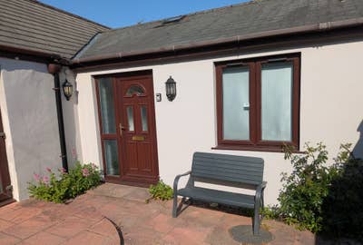 3 Bed detached Lodge Barnstaple live out landlord Main Photo