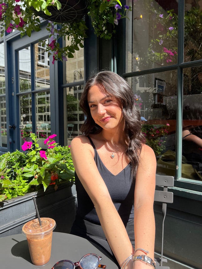 Looking for a double room/buddy up!  Main Photo