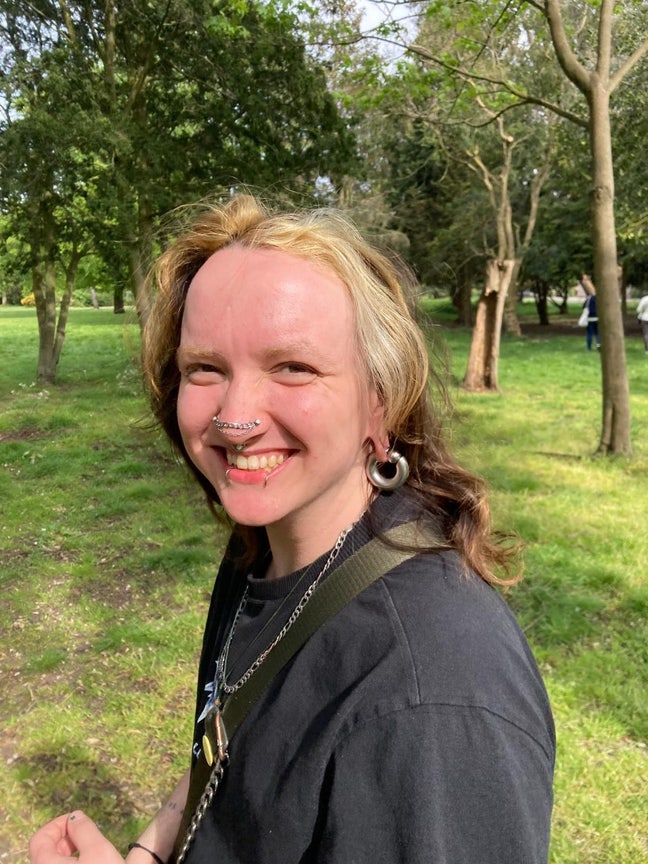 Looking for lgbt friendly double room  Main Photo