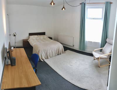 🏡 Large Double Room for Rent in Walkley! Main Photo