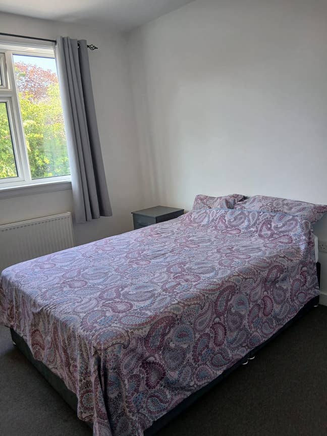Double Room Available now in SW16 Main Photo