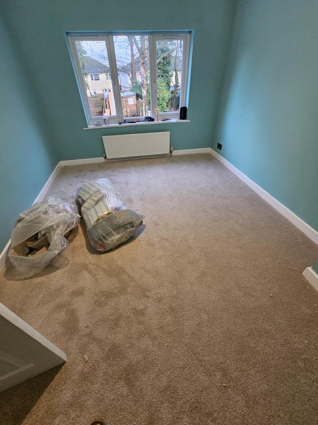 Bright Double Room in a Friendly & Clean household Main Photo