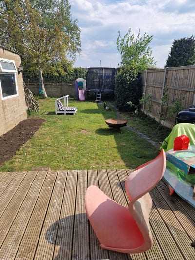 Large, double room 10 mins from Bicester Village ( Main Photo