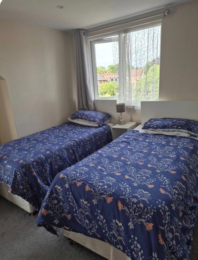 Short term lets! Ensuite rooms with kitchen Main Photo