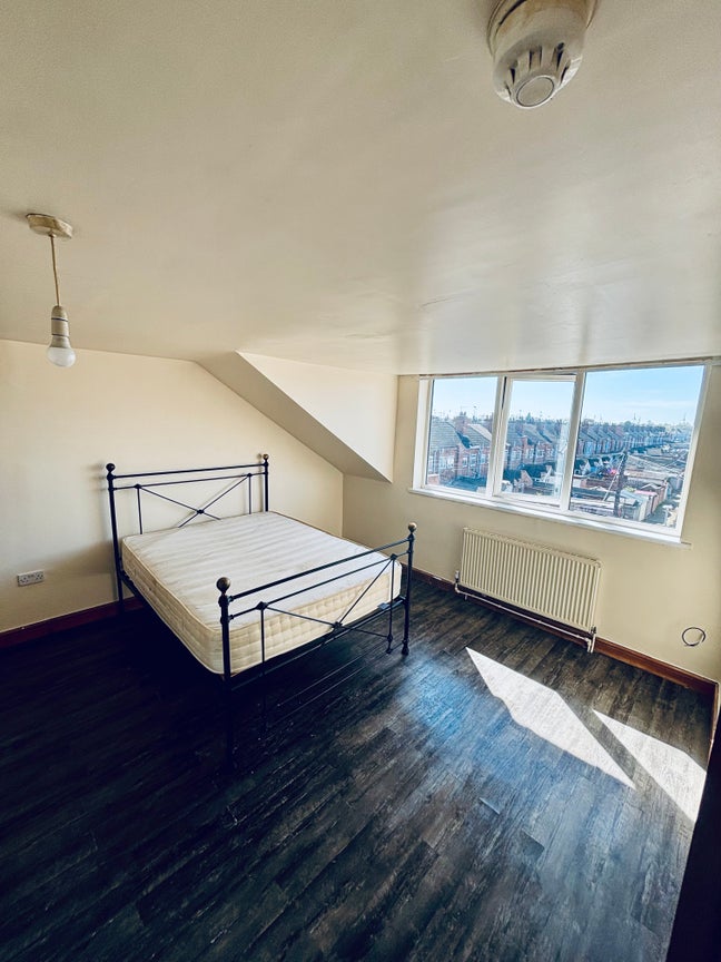 En-suite studio room &pound;130 per week all bills inc Main Photo