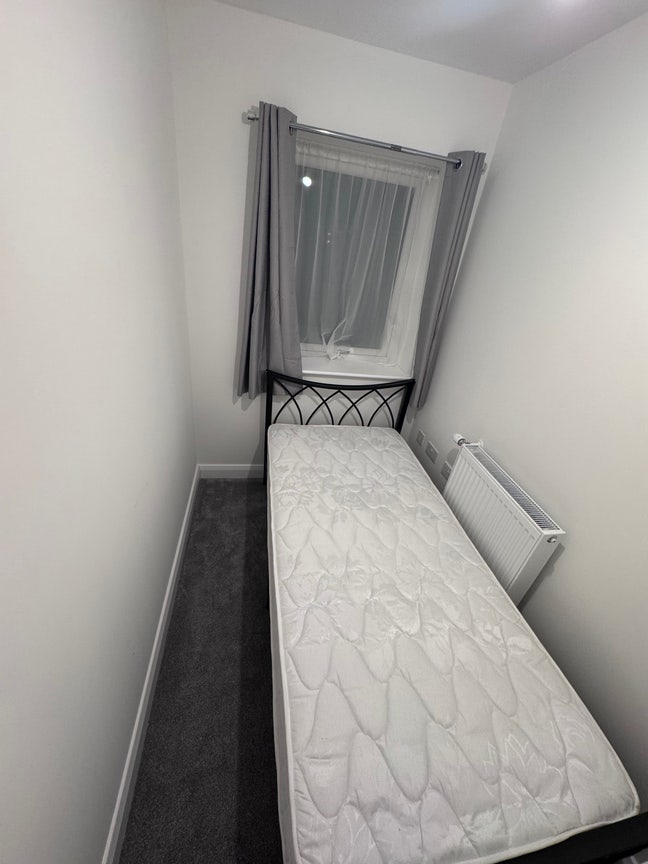 Single Room for a student or working professional  Main Photo