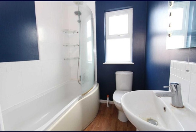 Flat 3 Greenhill Main Photo