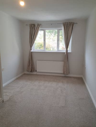 Spacious double room with en-suite  Main Photo