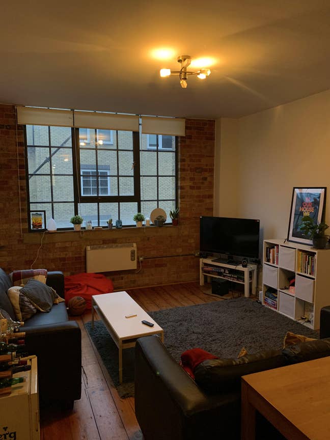 Spacious Double Room in Zone 1 - Aldgate East Main Photo