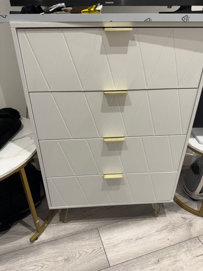 New studio available  Main Photo