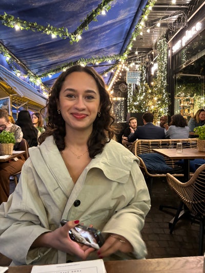 26 year-old professional looking to move asap!🌻 Main Photo