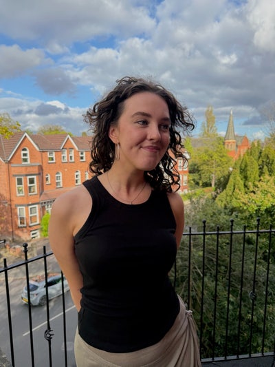 PhD student looking for house  Main Photo