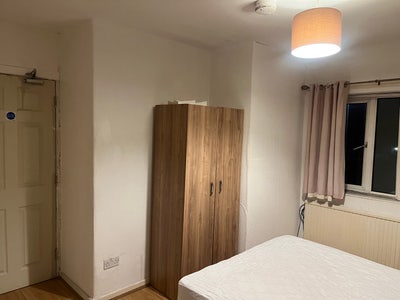 Furnished room available, Little Hulton Main Photo