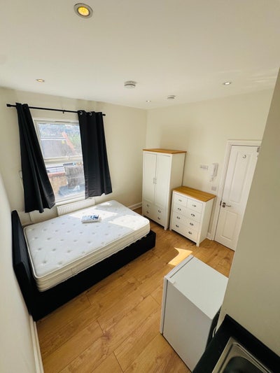 Brand New Studio in Harringay - All Bills Included Main Photo