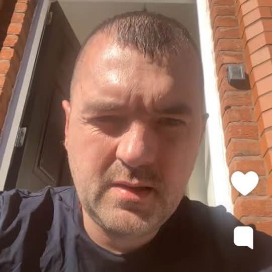 One room free easy to get on with so look forward  Main Photo