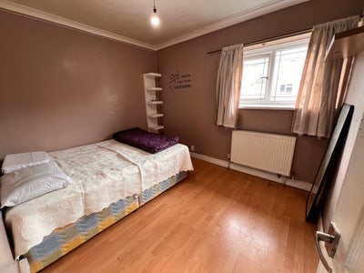 Bright & Spacious 3 Bedroom House  Main Photo