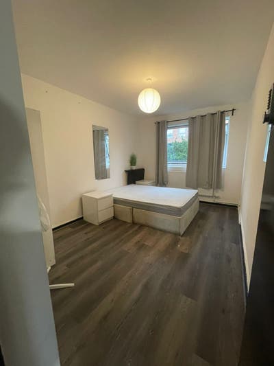 Five Brand new rooms | E1 - Liverpool Street!! Main Photo