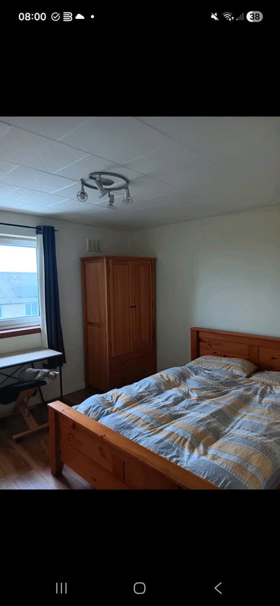 Big Rooming Shared House Close to Kings Building  Main Photo