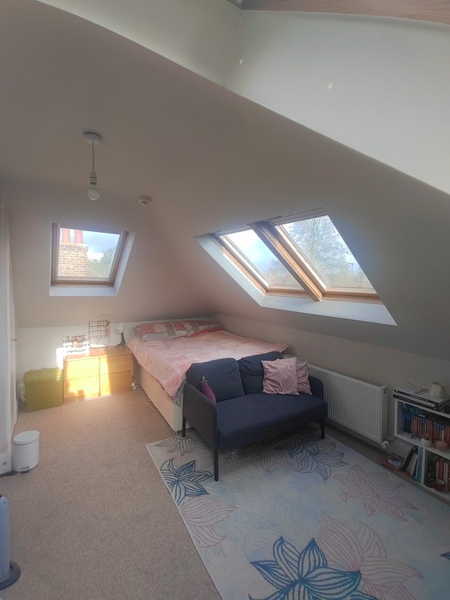 LARGE double room in Ealing Common  Main Photo