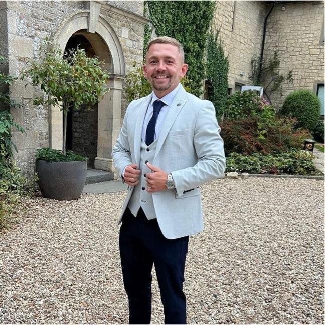 Professional Male seeks a single or double room Main Photo