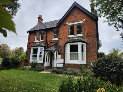 2 Double rooms available in Carshalton Beeches Main Photo