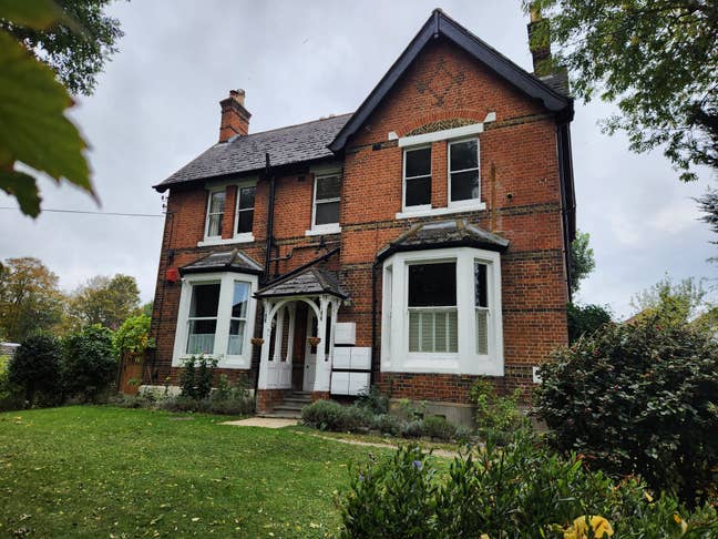 2 Double rooms available in Carshalton Beeches Main Photo